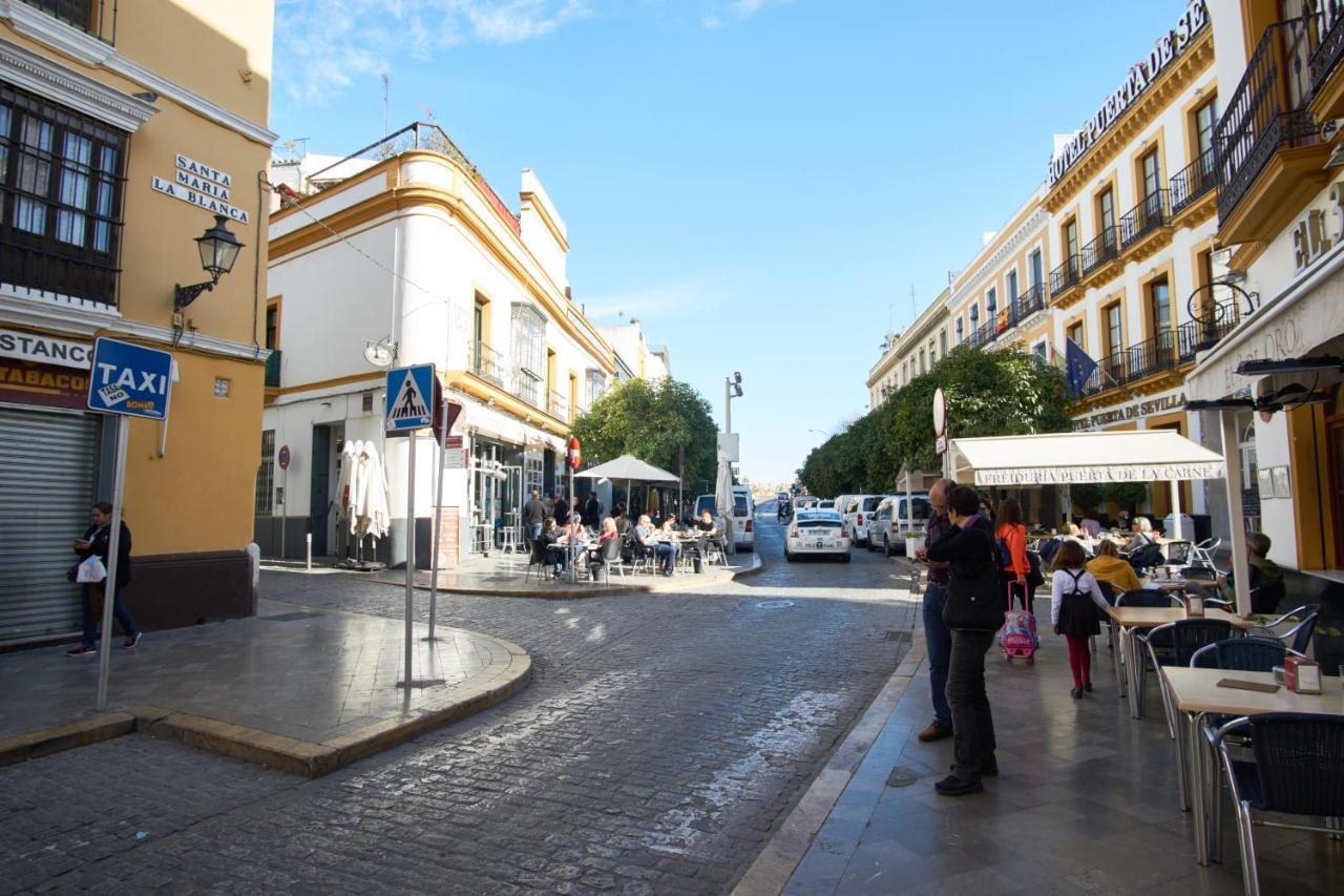Archeros Skyview Seville Exterior photo
