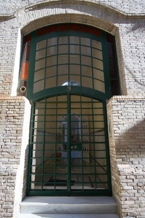Archeros Skyview Seville Exterior photo